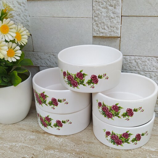 کاسه سرامیکی سایز متوسط طرح گلسرخی 