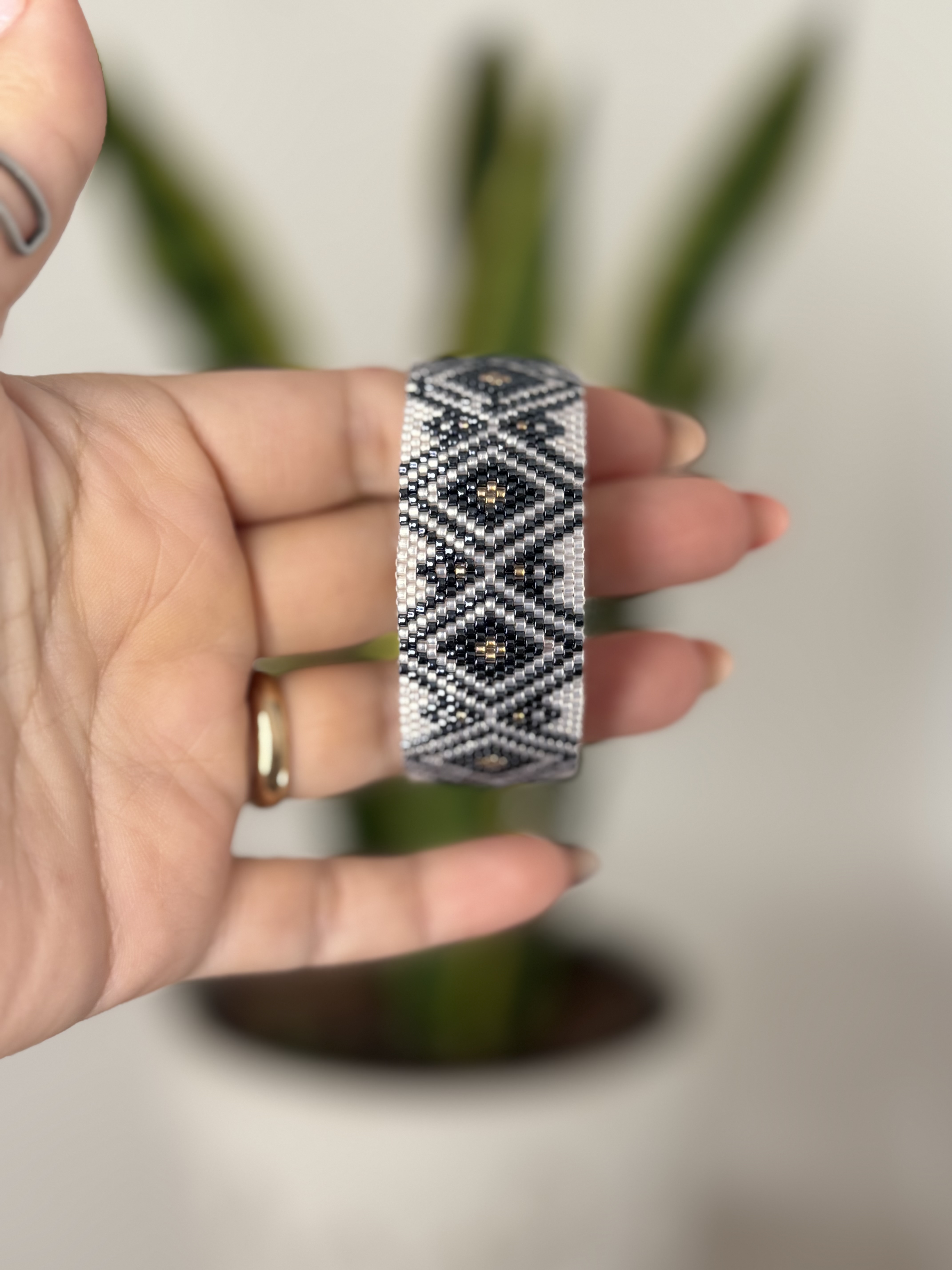 دستبند زنانه