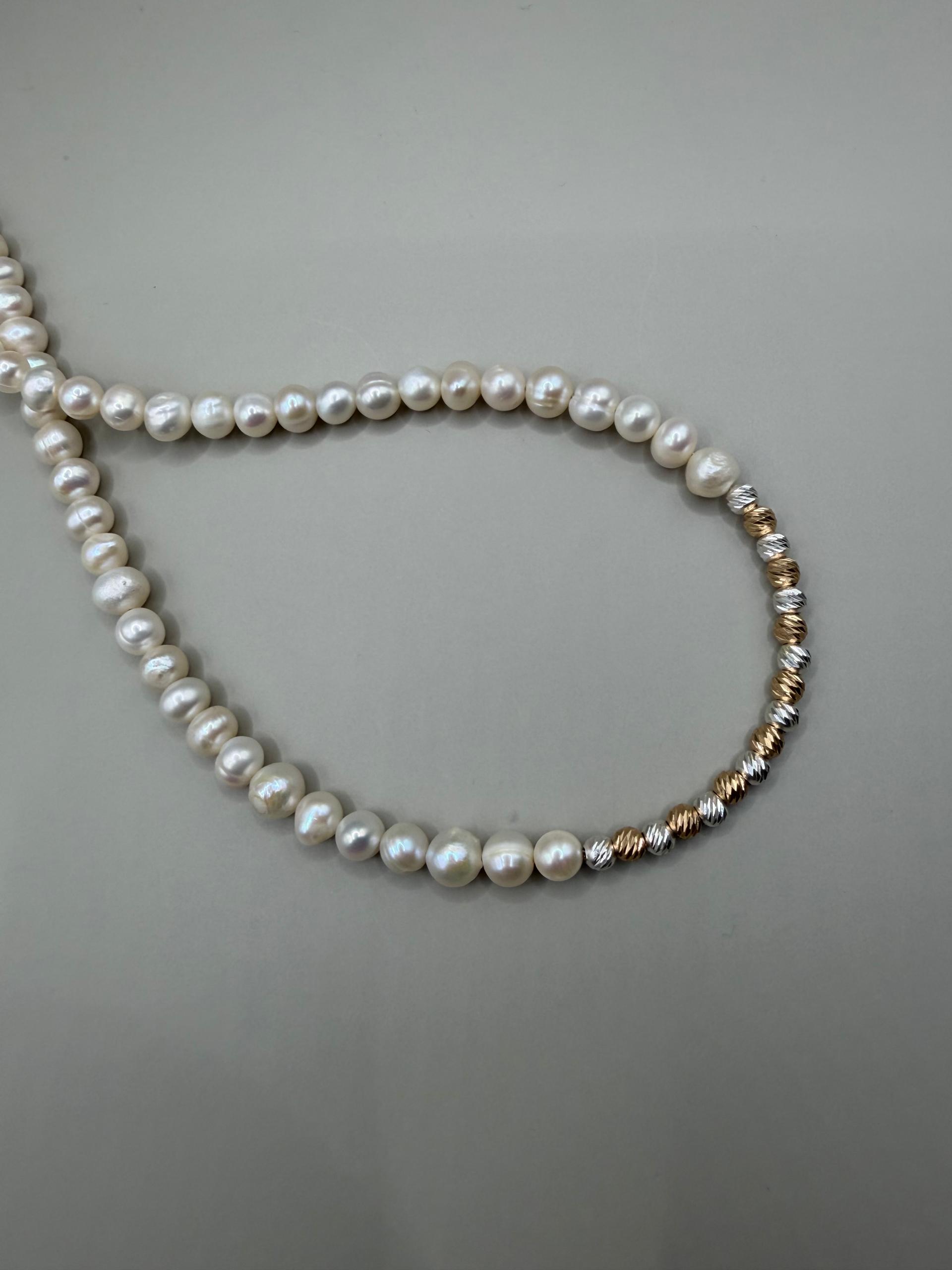 گردنبند مروارید با گوی طلا و نقره زنانه